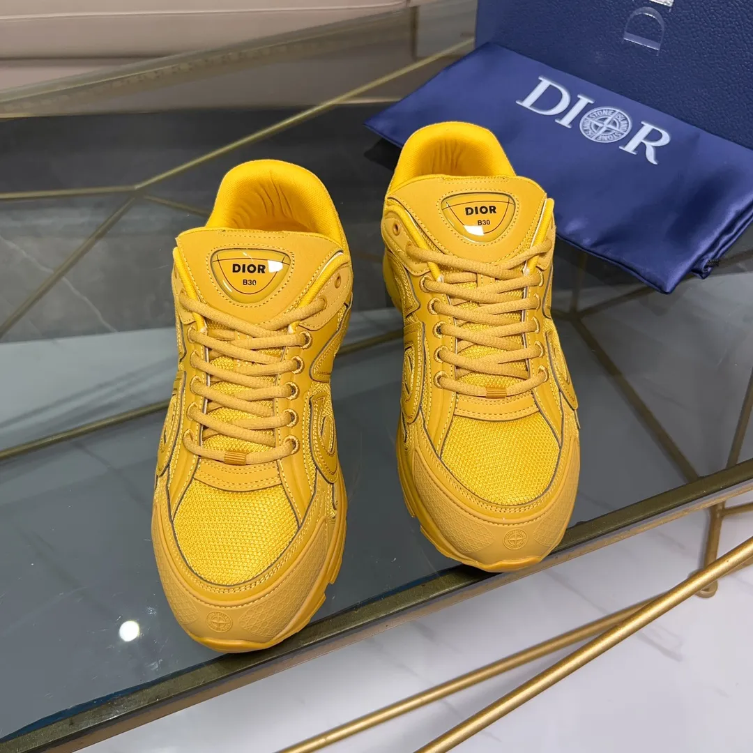 Men's Men's Shoes💰P460💰【DIOR】Dior's new B30 low-top sneakers✅ Carefully crafted from gray mesh fabric and white technical fabric, it features a CD30" graphic logo, and "DIO~B30" and "CD30" logos on the heel and tongue. The extra-light sculpted rubber sole is paired with iconic embellishments to enhance style, and internal stretch details create an ideal and comfortable wearing experience. Can be matched with a variety of casual looks to highlight a fashionable and modern sports style. Size: 38-44 (45 can be customized)
